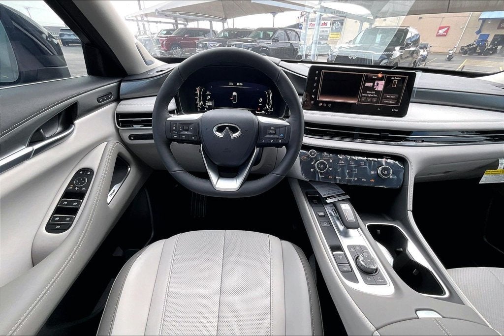 2026 INFINITI QX60 LUXE