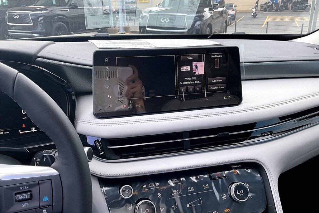 2026 INFINITI QX60 LUXE