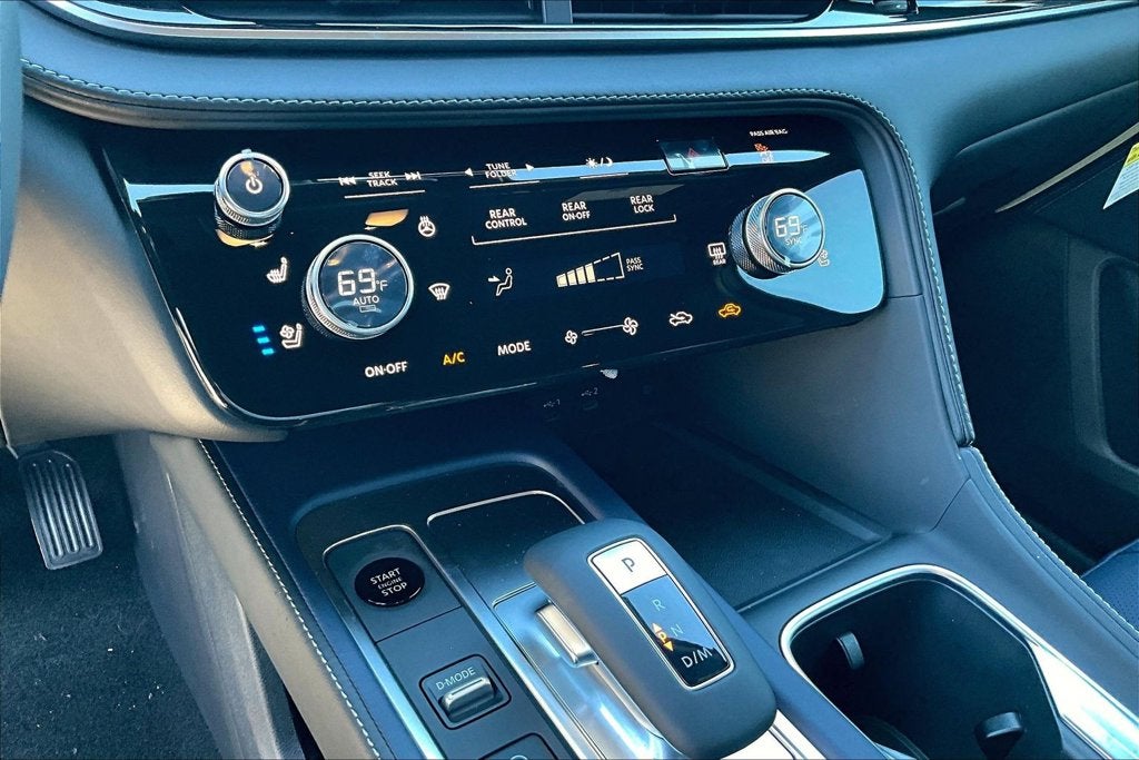 2026 INFINITI QX60 SPORT