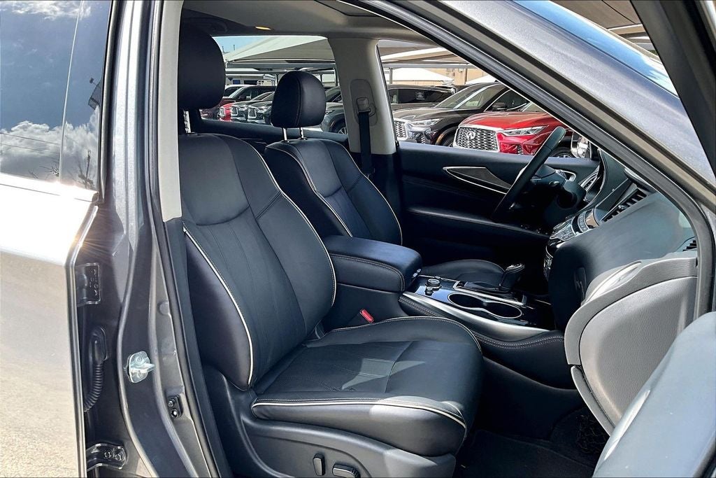 2019 INFINITI QX60 LUXE