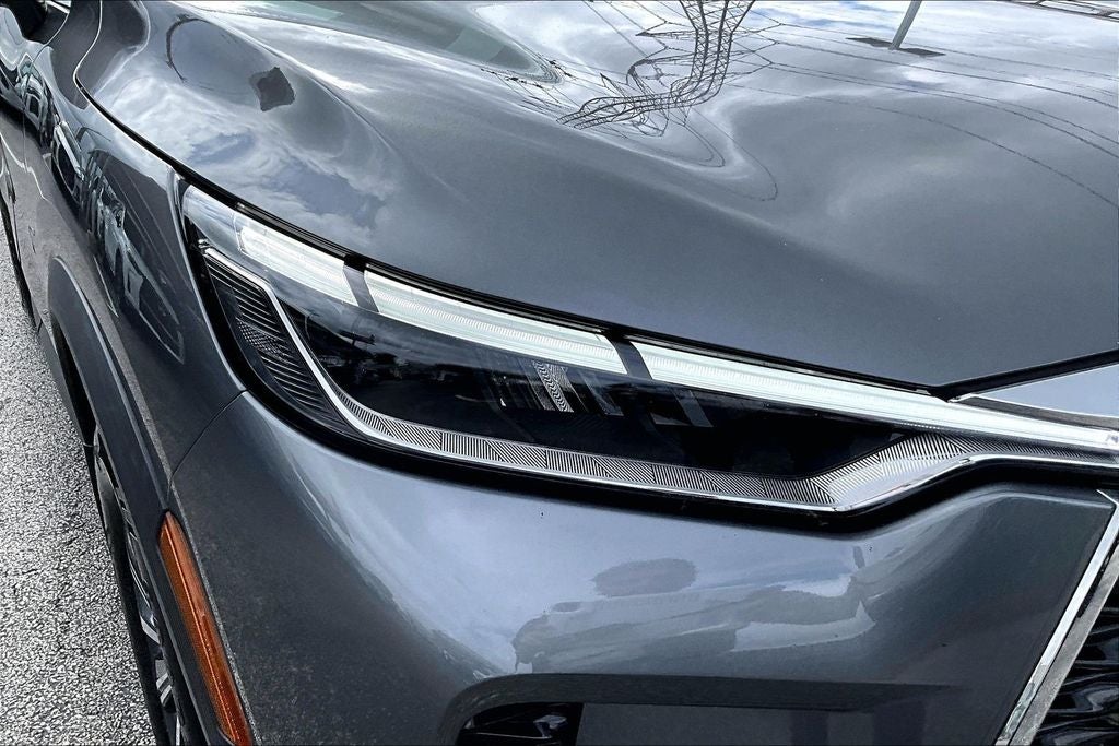 2023 INFINITI QX60 PURE