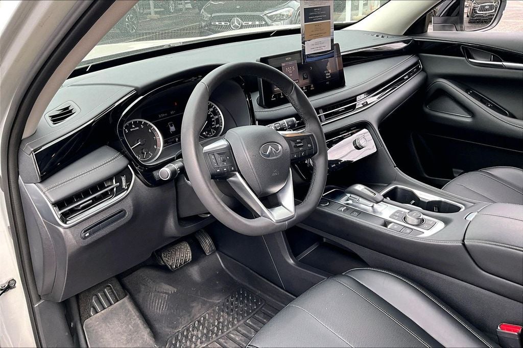 2023 INFINITI QX60 PURE