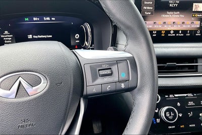2023 INFINITI QX60 LUXE