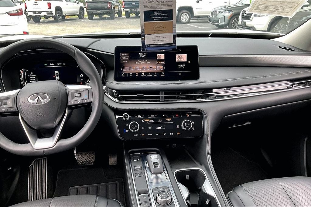 2023 INFINITI QX60 LUXE