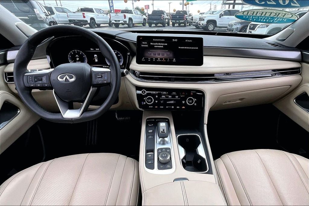 2023 INFINITI QX60 LUXE