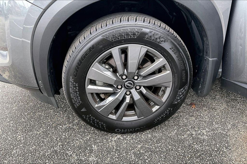 2024 Nissan Pathfinder S