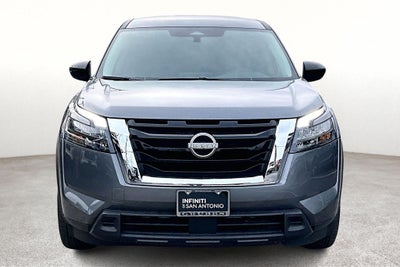 2024 Nissan Pathfinder S