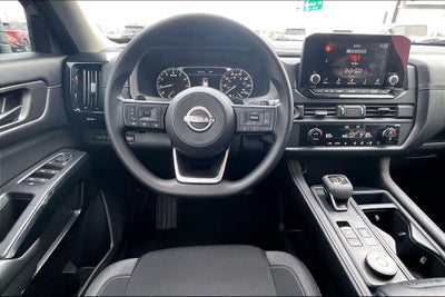 2024 Nissan Pathfinder S