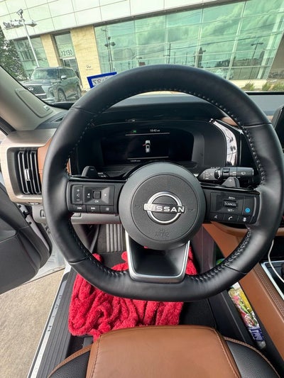 2025 Nissan Pathfinder Platinum