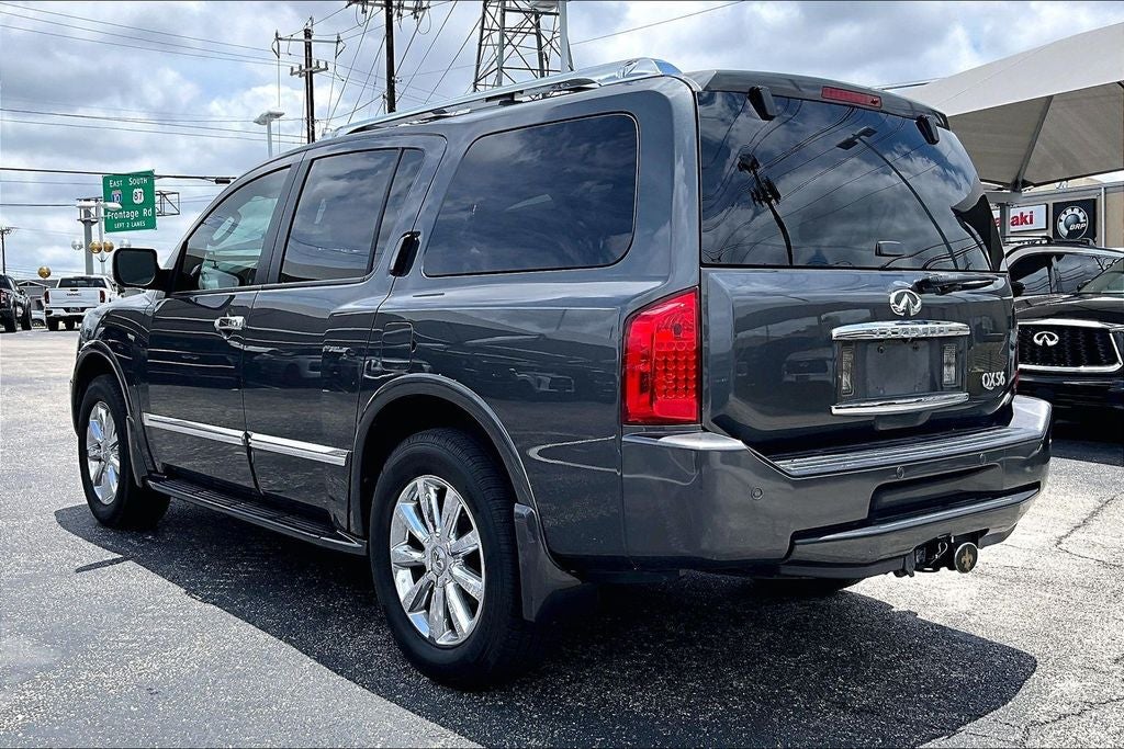 2010 INFINITI QX56 Base