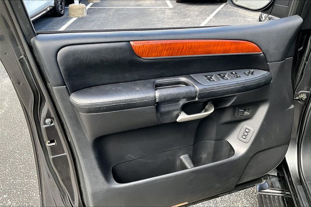 2010 INFINITI QX56 Base
