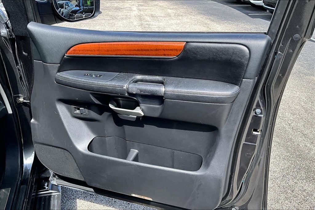 2010 INFINITI QX56 Base