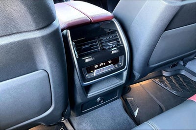 2024 BMW X6 xDrive40i