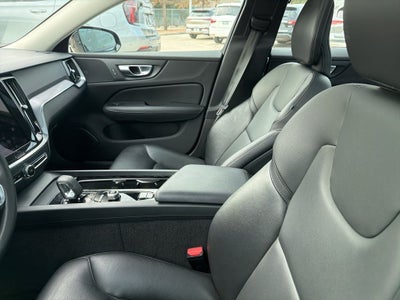 2024 Volvo S60 B5 Core Dark Theme