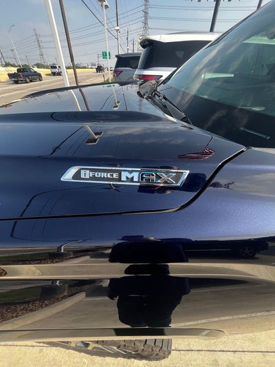 2024 Toyota Sequoia Platinum