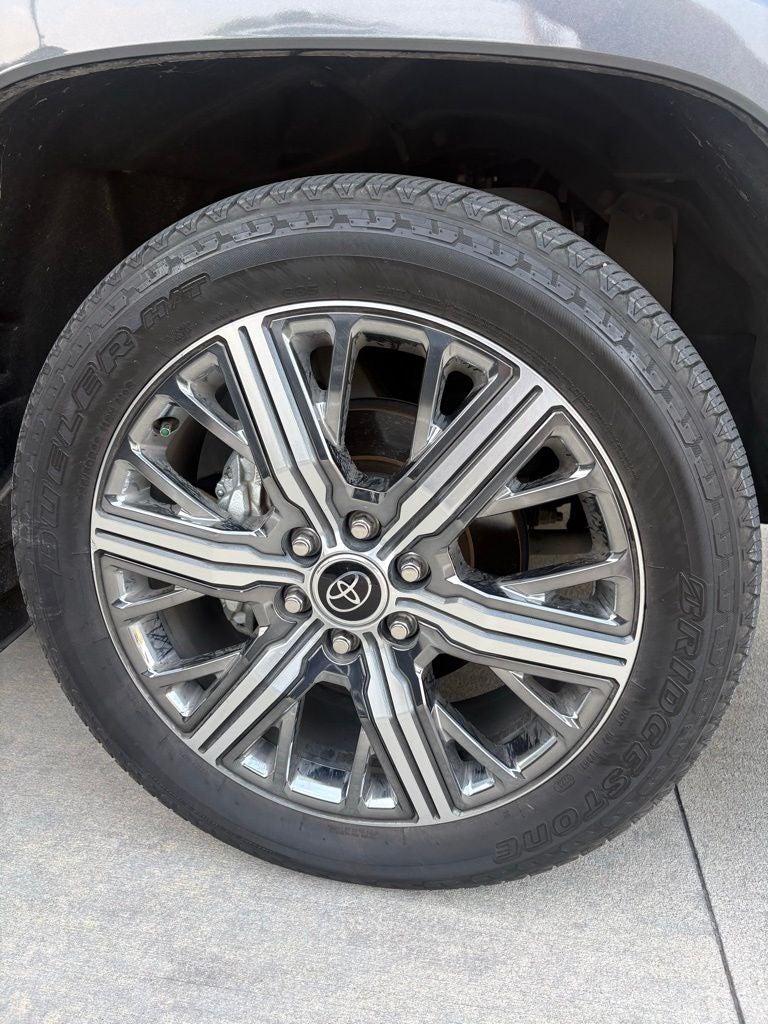 2024 Toyota Sequoia Capstone