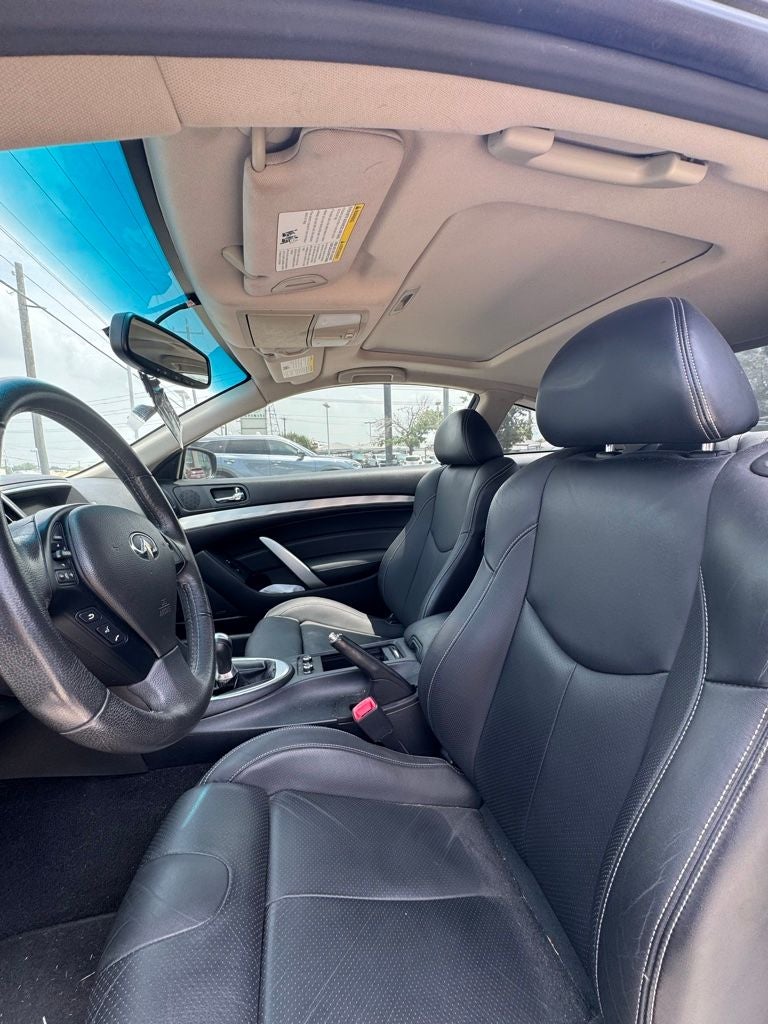 2015 INFINITI Q60 S