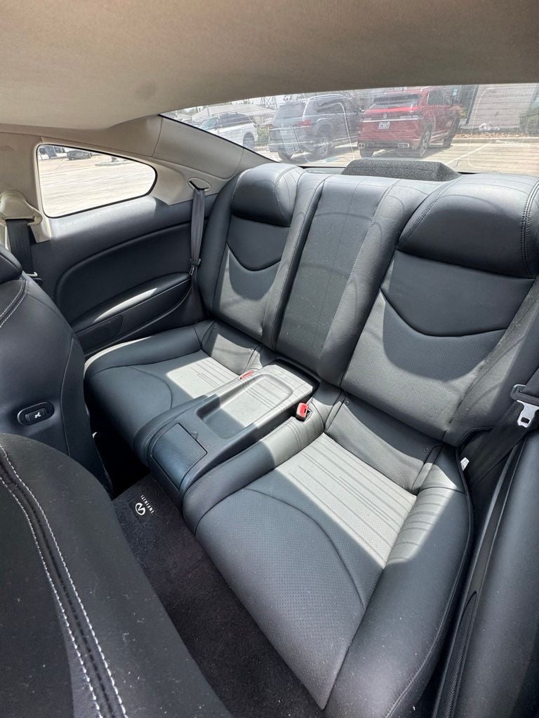 2015 INFINITI Q60 S