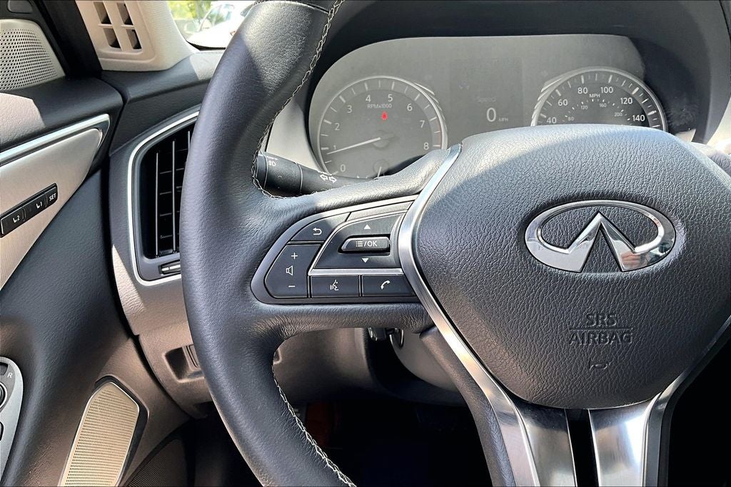 2023 INFINITI Q50 LUXE