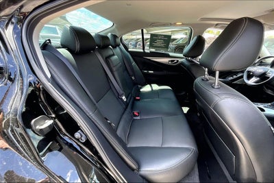 2023 INFINITI Q50 LUXE