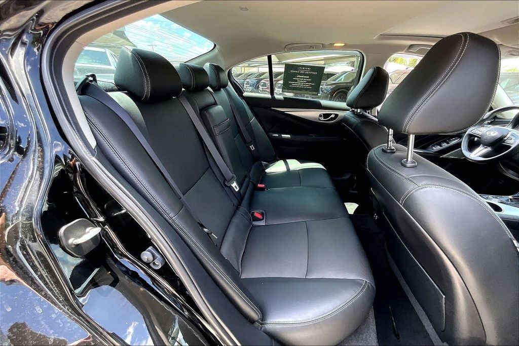 2023 INFINITI Q50 LUXE