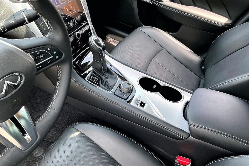 2023 INFINITI Q50 LUXE