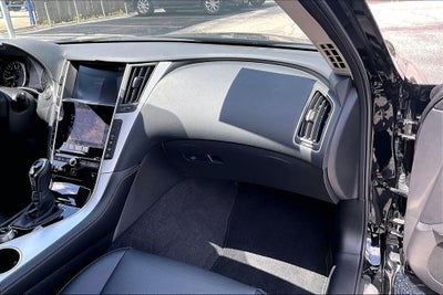 2023 INFINITI Q50 LUXE
