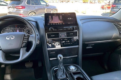2024 INFINITI QX80 LUXE