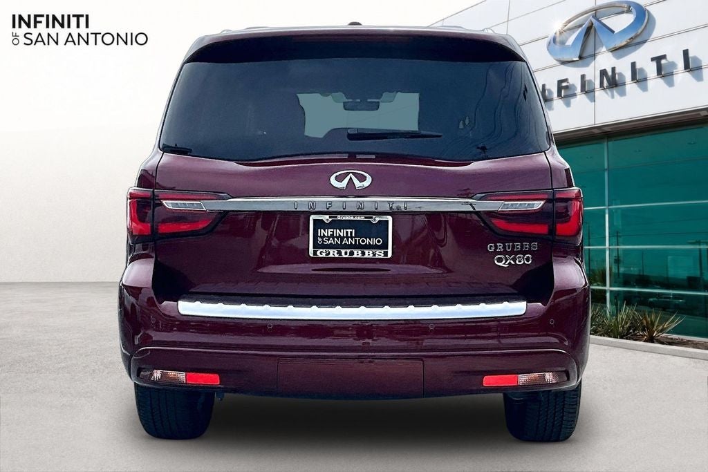 2023 INFINITI QX80 Premium Select