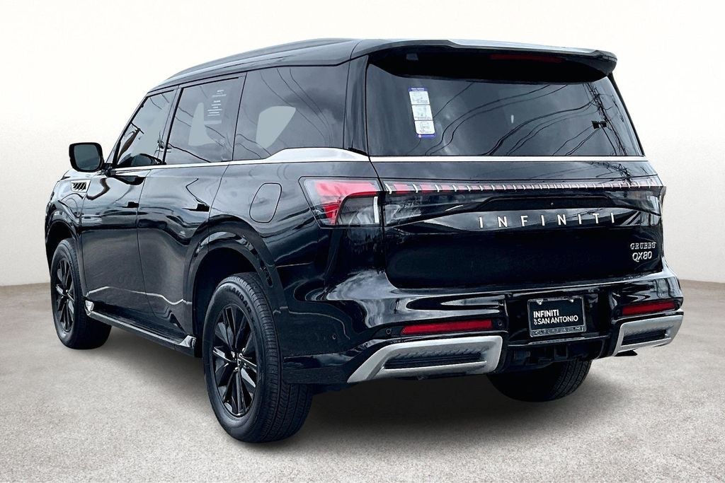 2025 INFINITI QX80 PURE