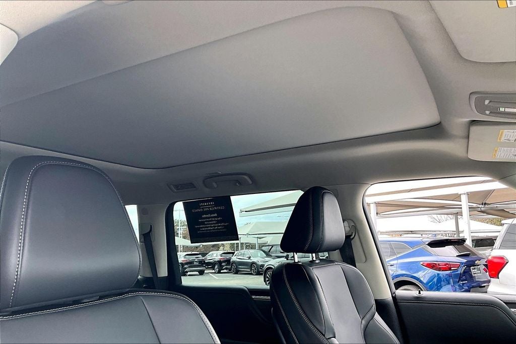 2025 INFINITI QX80 PURE