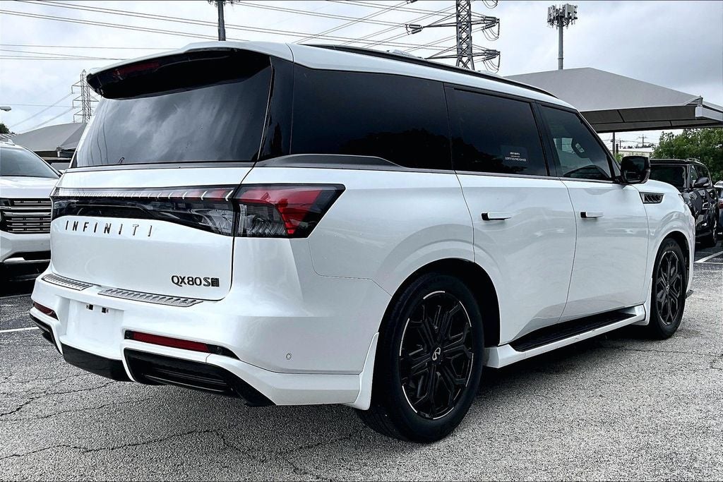 2026 INFINITI QX80 SPORT