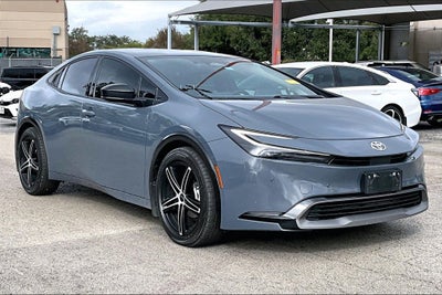 2024 Toyota Prius XLE