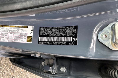 2024 Toyota Prius XLE