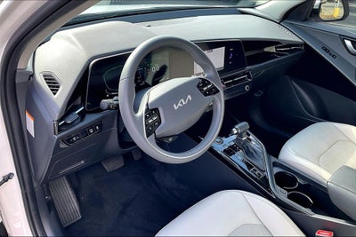 2023 Kia Niro EX