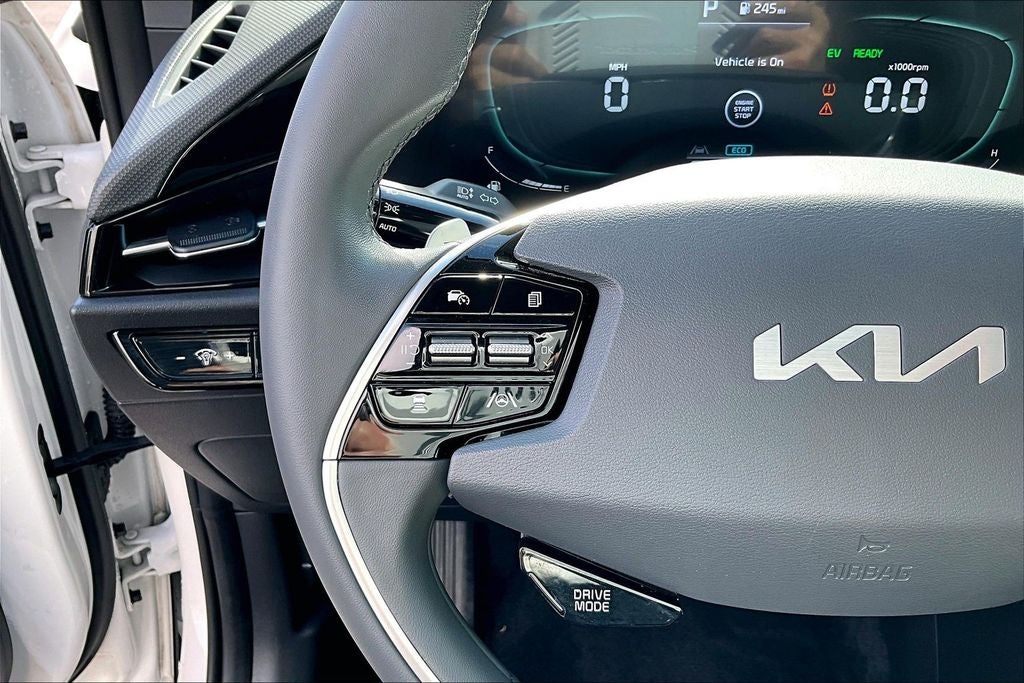 2023 Kia Niro EX