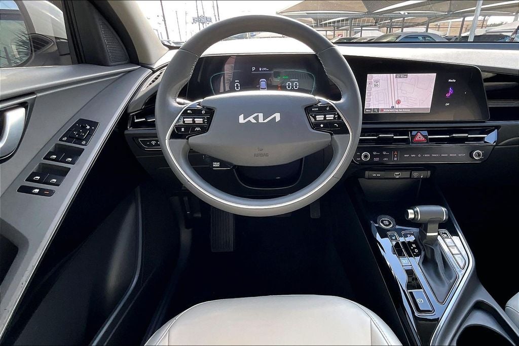 2023 Kia Niro EX