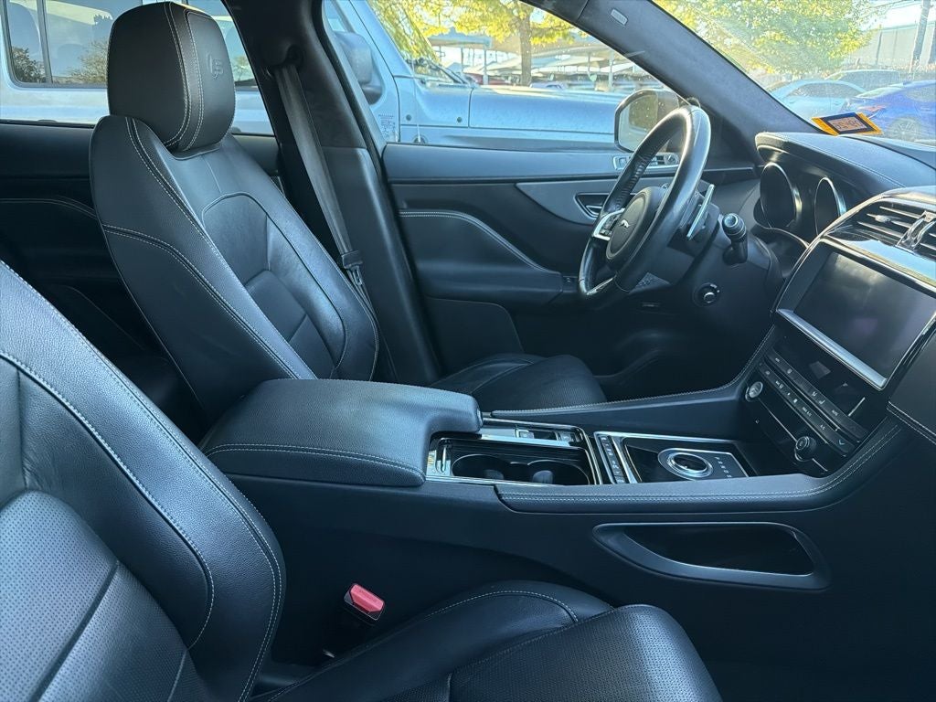 2019 Jaguar F-PACE S