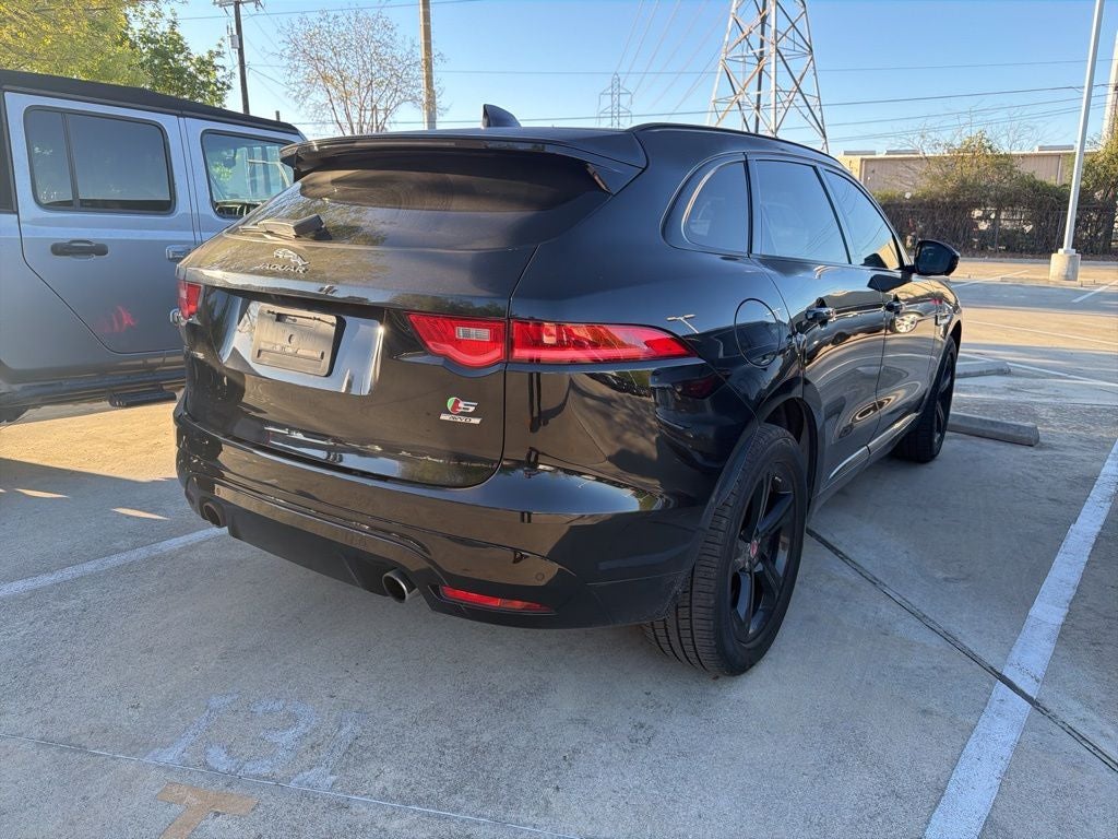 2019 Jaguar F-PACE S