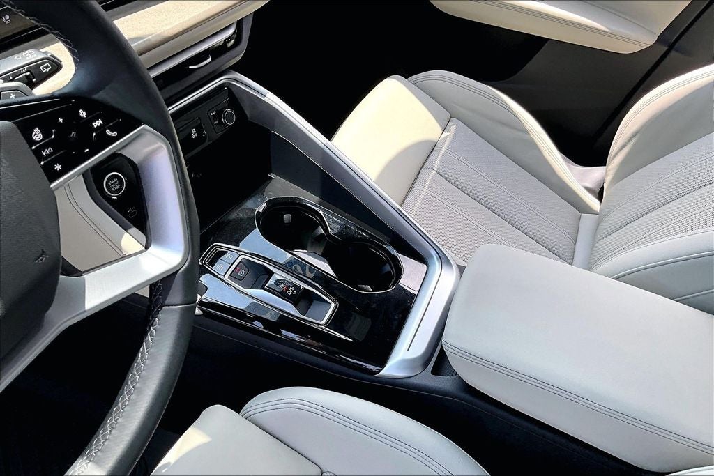 2025 Audi Q5 2.0T Prestige quattro