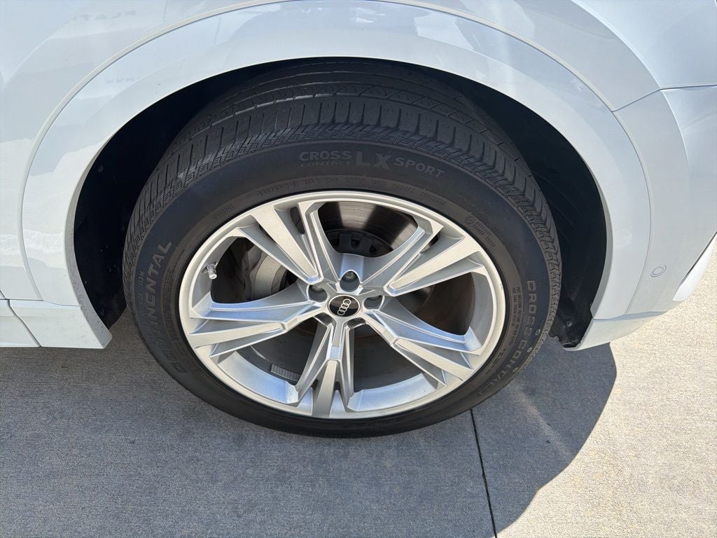 2023 Audi Q8 55 Premium Plus quattro