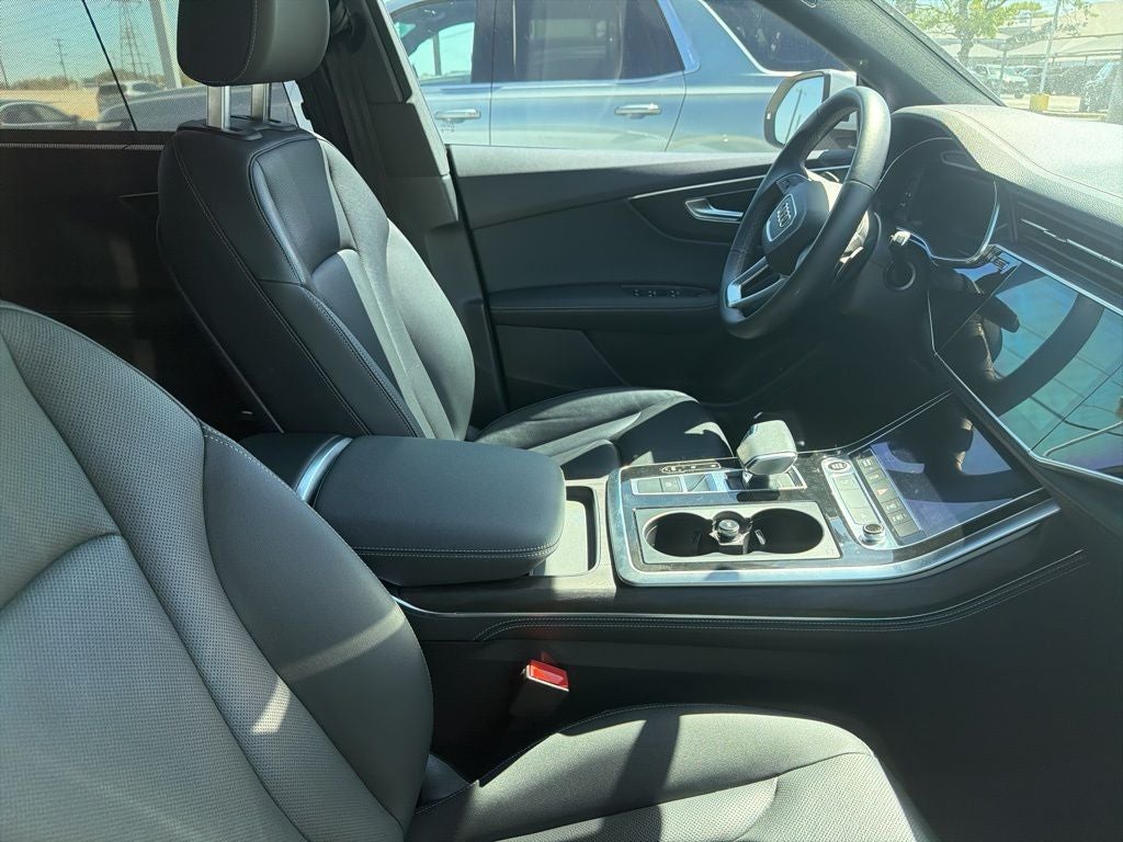 2023 Audi Q8 55 Premium Plus quattro