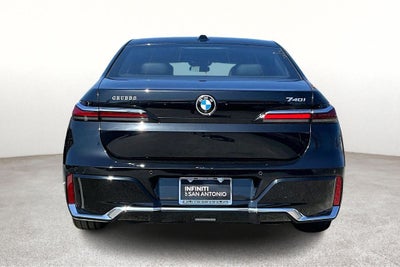 2024 BMW 7 Series 740i