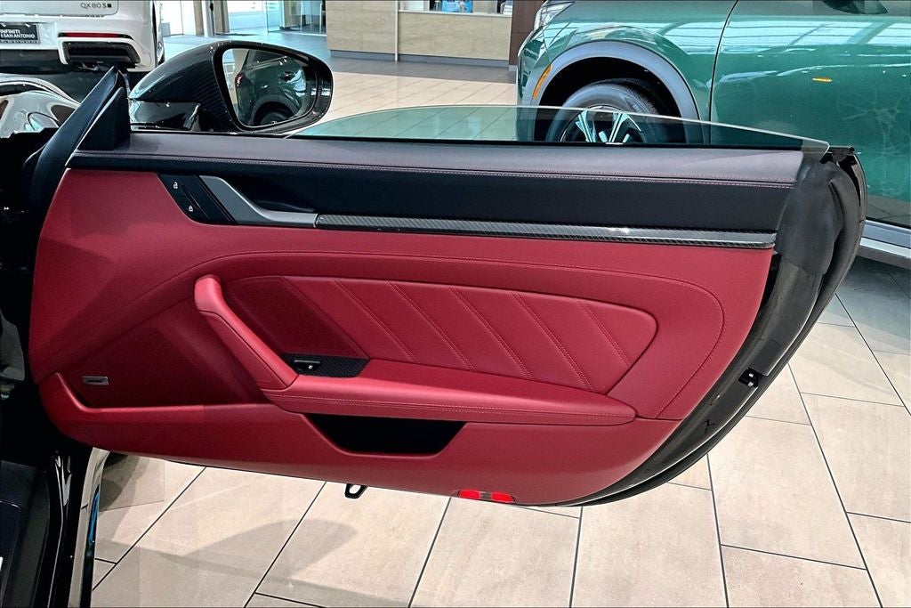 2025 Porsche 911 Carrera