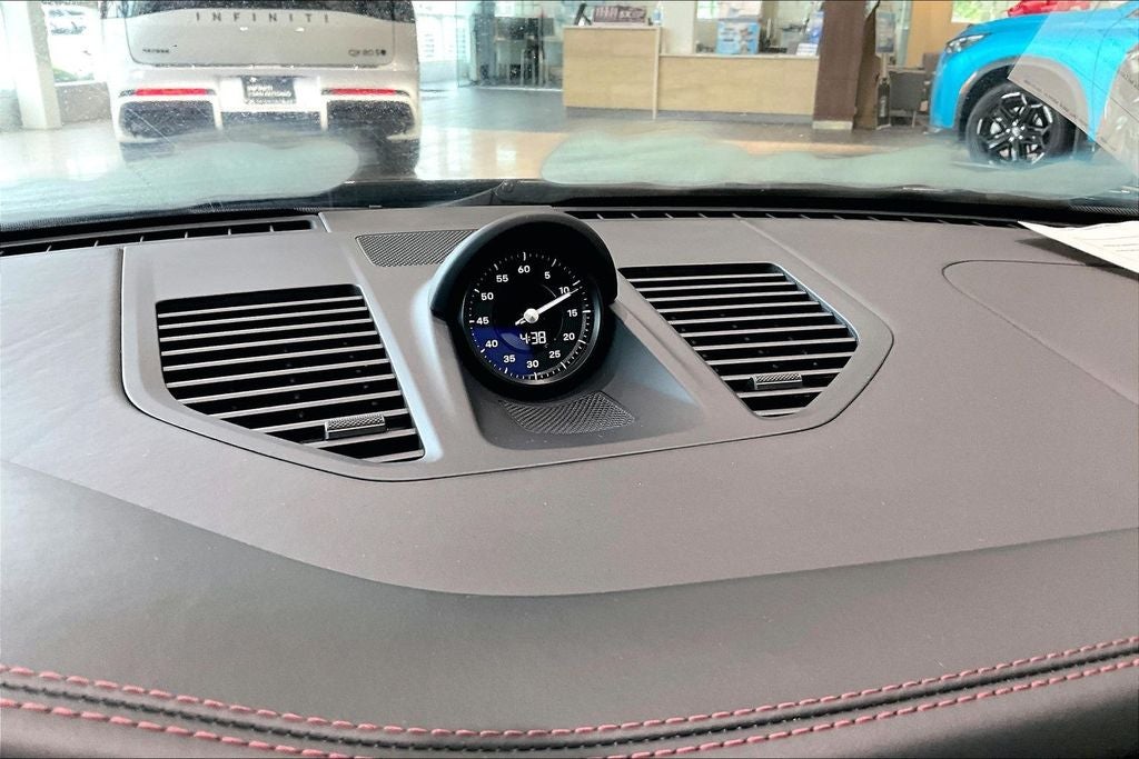 2025 Porsche 911 Carrera