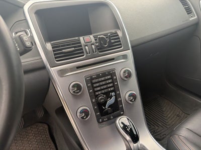 2017 Volvo XC60 T5 Dynamic