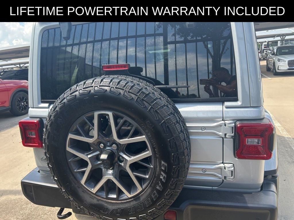 2024 Jeep Wrangler Sahara