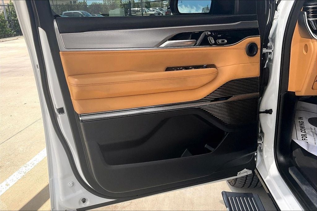2023 Jeep Grand Wagoneer L Series III