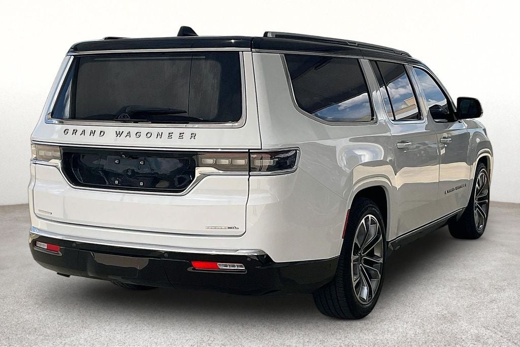 2023 Jeep Grand Wagoneer L Series III