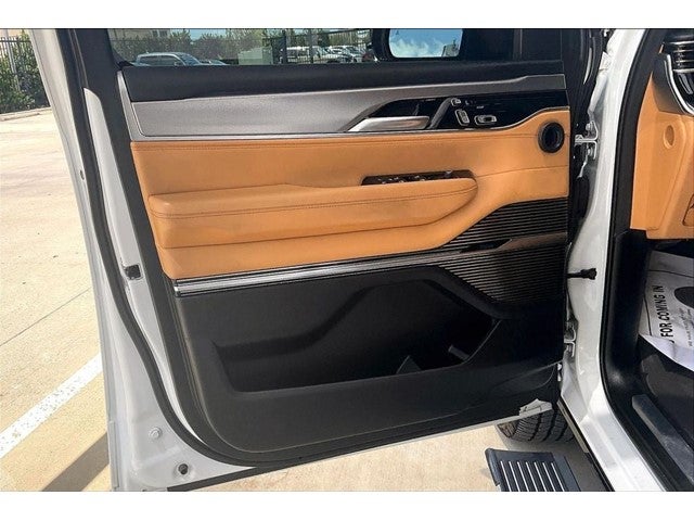 2023 Jeep Grand Wagoneer L Series III